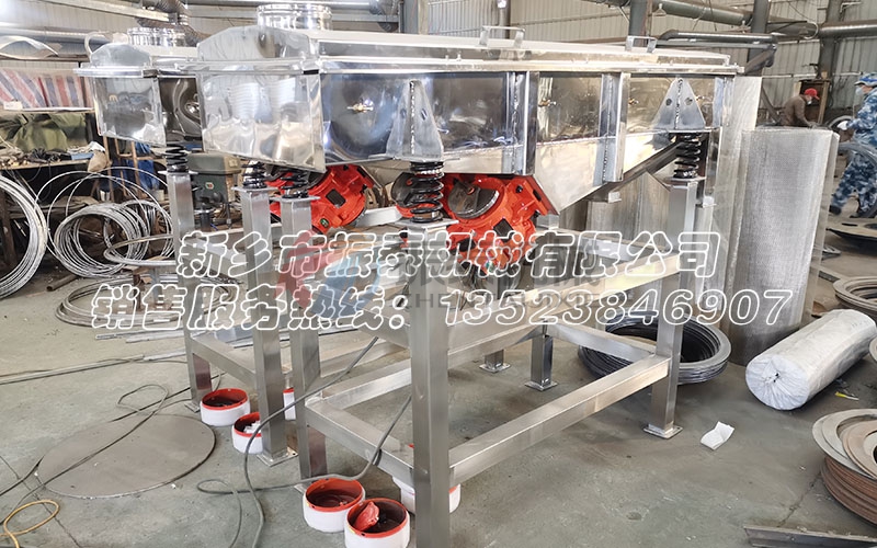 直線振動篩物料跑偏怎么回事？解決方法有哪些？