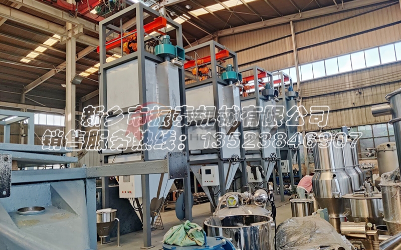 解密鈦白粉噸袋拆包機(jī)，讓你輕松應(yīng)對粉塵問題